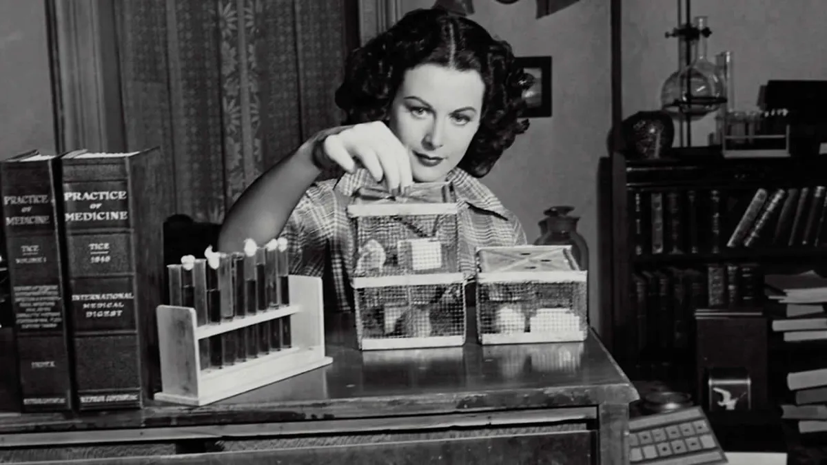 Bombshell: The Hedy Lamarr Story